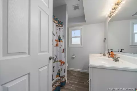11 Fallmeadow Ct, Hampton, VA 23666 photo 28