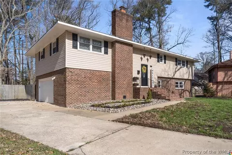 11 Fallmeadow Ct, Hampton, VA 23666 photo 2