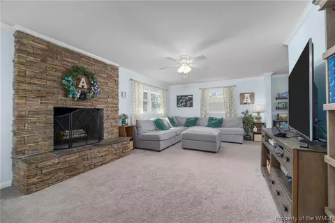 11 Fallmeadow Ct, Hampton, VA 23666 photo 5