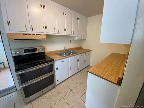 48 Henry St, Hampton, VA 23669 photo 7
