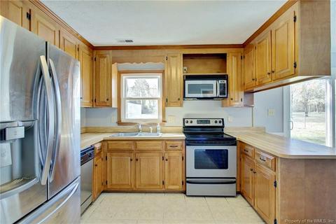 57 Philmont Dr, Hampton, VA 23666 photo 8