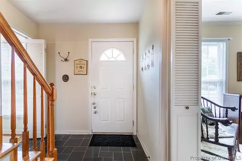 42 Madrid Dr, Hampton, VA 23669 photo 9