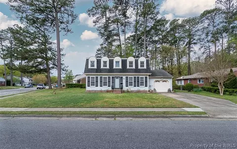 42 Madrid Dr, Hampton, VA 23669 photo 5