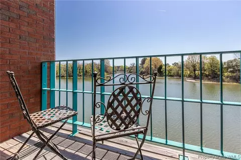 30 Brough Ln #303, Hampton, VA 23669 photo 24