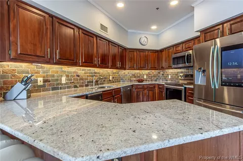 30 Brough Ln #303, Hampton, VA 23669 photo 17