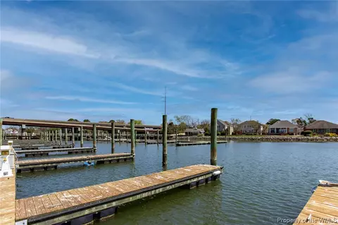 30 Brough Ln #303, Hampton, VA 23669 photo 44