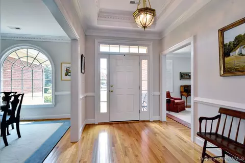109 Laurel Keep, Williamsburg, VA 23185 photo 4