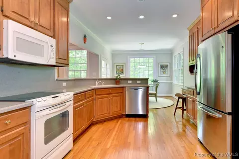 109 Laurel Keep, Williamsburg, VA 23185 photo 17
