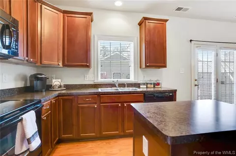 233 Quarterpath Rd, Williamsburg, VA 23185 photo 9