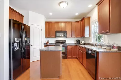 233 Quarterpath Rd, Williamsburg, VA 23185 photo 8