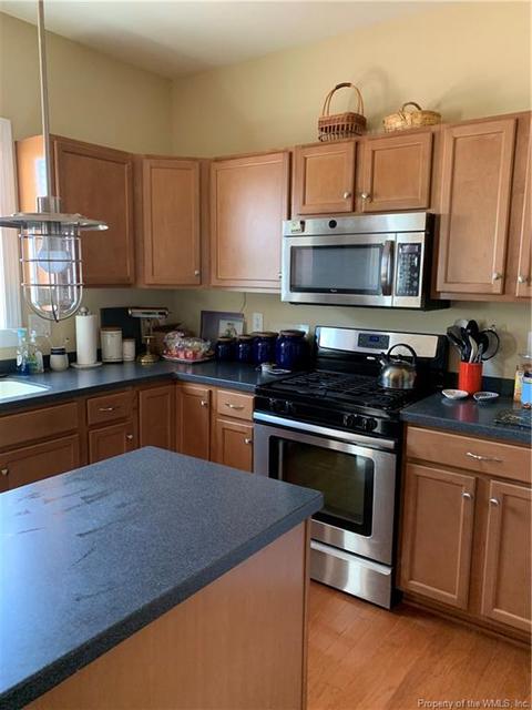 104 Park Pl, Williamsburg, VA 23185 photo 3