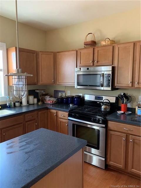 104 Park Pl, Williamsburg, VA 23185 photo 2