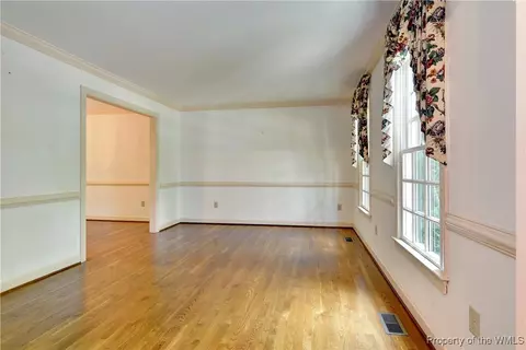 129 Yorkshire Dr, Williamsburg, VA 23185 photo 8