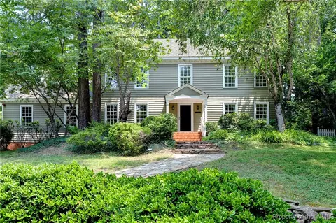 129 Yorkshire Dr, Williamsburg, VA 23185 photo 2