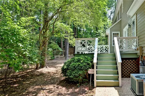 129 Yorkshire Dr, Williamsburg, VA 23185 photo 4