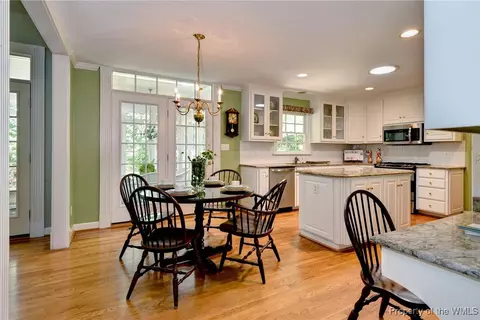 105 Rosemount, Williamsburg, VA 23188 photo 6