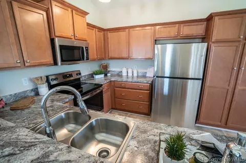 808 Celia Ct, Hampton, VA 23666 photo 33