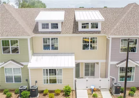 1213 Tides Edge Ct, Hampton, VA 23666 photo 1