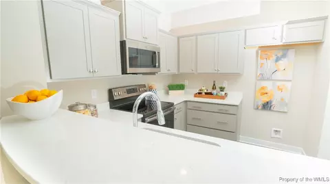 1213 Tides Edge Ct, Hampton, VA 23666 photo 14