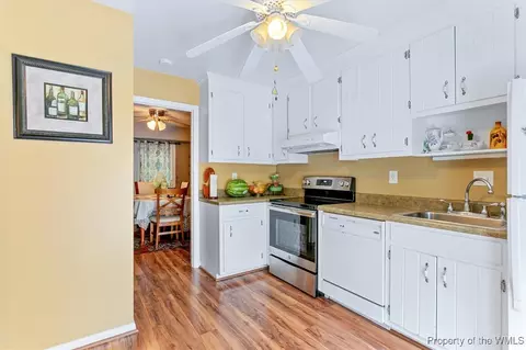 49 Summer E, Williamsburg, VA 23188 photo 7