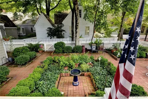 116 Thomas Gates, Williamsburg, VA 23185 photo 9