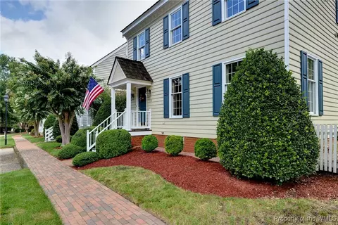 116 Thomas Gates, Williamsburg, VA 23185 photo 4