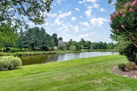 132 Oak Holw, Williamsburg, VA 23188 photo 6