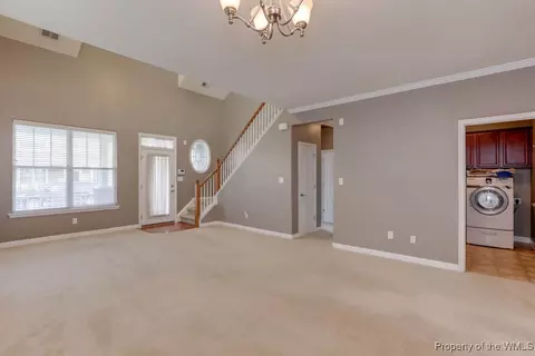 34 Rockingham Dr, Hampton, VA 23669 photo 13