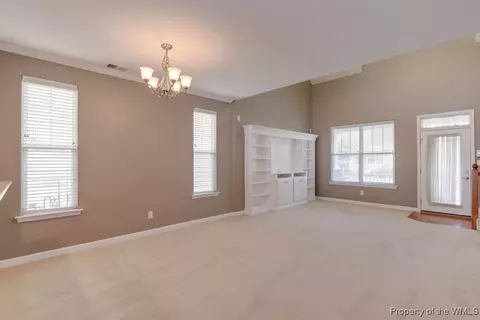 34 Rockingham Dr, Hampton, VA 23669 photo 12