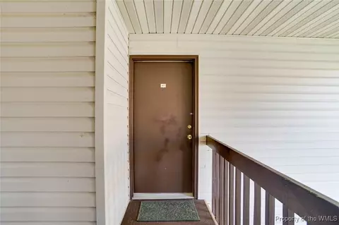 47 Davenport Ct, Hampton, VA 23666 photo 2