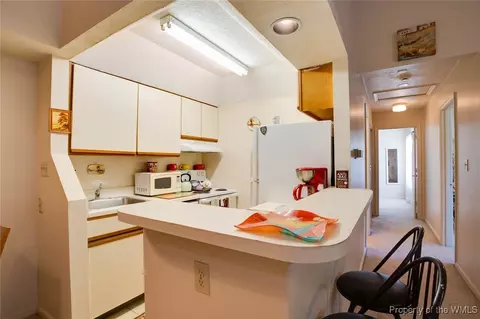 47 Davenport Ct, Hampton, VA 23666 photo 4
