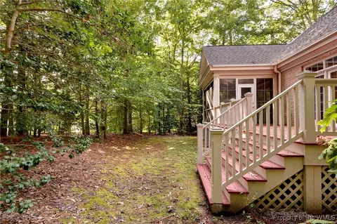 105 Addingtons, Williamsburg, VA 23188 photo 5