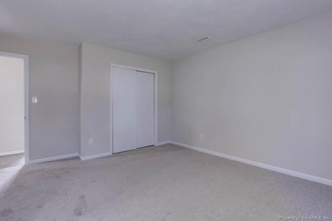 126 Lassiter Dr, Hampton, VA 23666 photo 27