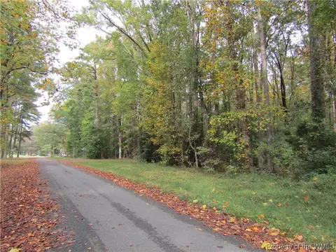 0 33 Ac Powhatan Rd, Kilmarnock, VA 22482