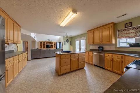 4619 Sir Gilbert Loop, Williamsburg, VA 23185 photo 14