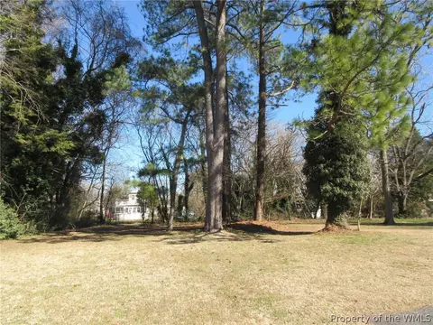 217 Downes St, Hampton, VA 23663 photo 2