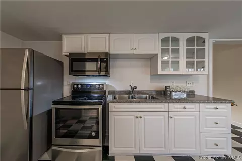 109 Addingtons, Williamsburg, VA 23188 photo 18