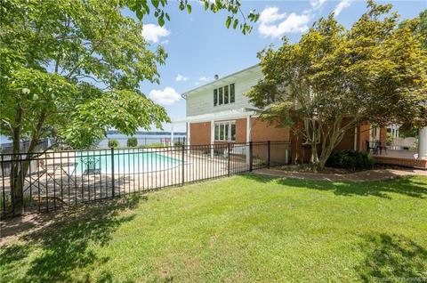 8763 Freewelcome Ln W, Dutton, VA 23050 photo 5