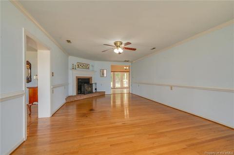 8763 Freewelcome Ln W, Dutton, VA 23050 photo 16