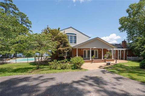 8763 Freewelcome Ln W, Dutton, VA 23050 photo 2