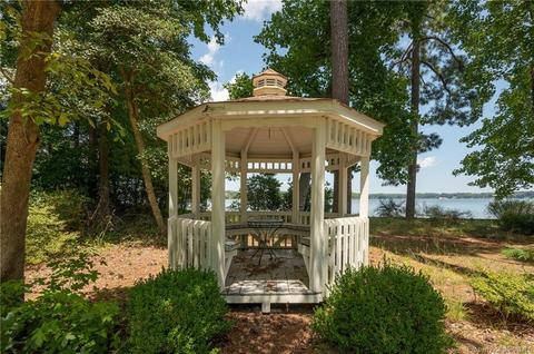 8763 Freewelcome Ln W, Dutton, VA 23050 photo 41