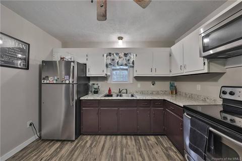 8105 Willis Rd, Gloucester, VA 23061 photo 13