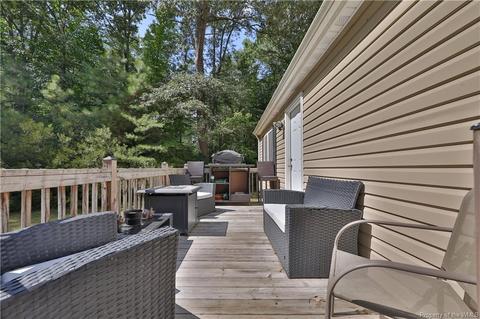 8105 Willis Rd, Gloucester, VA 23061 photo 6