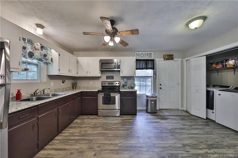 8105 Willis Rd, Gloucester, VA 23061 photo 11