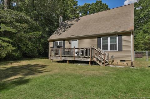 8105 Willis Rd, Gloucester, VA 23061 photo 2