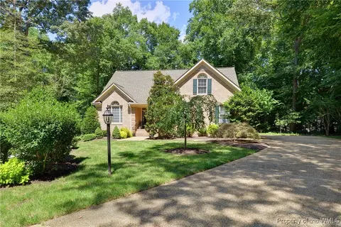 116 Royal North Devon, Williamsburg, VA 23188 photo 1
