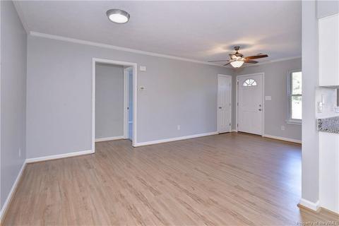 54 Dawn Ln, Hampton, VA 23666 photo 5