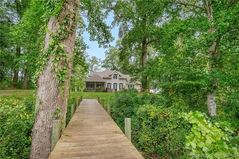1259 Riverside Dr, Lanexa, VA 23089 photo 2