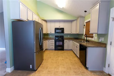 5260 Trilogy Dr, Providence Forge, VA 23140 photo 6