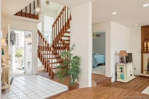 900 Colony Trl, Lanexa, VA 23089 photo 15
